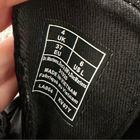 Dr. Martens Airwair Vegan 1460 Black Crushed Velvet Boots Womens 6 - Picture 12 of 12